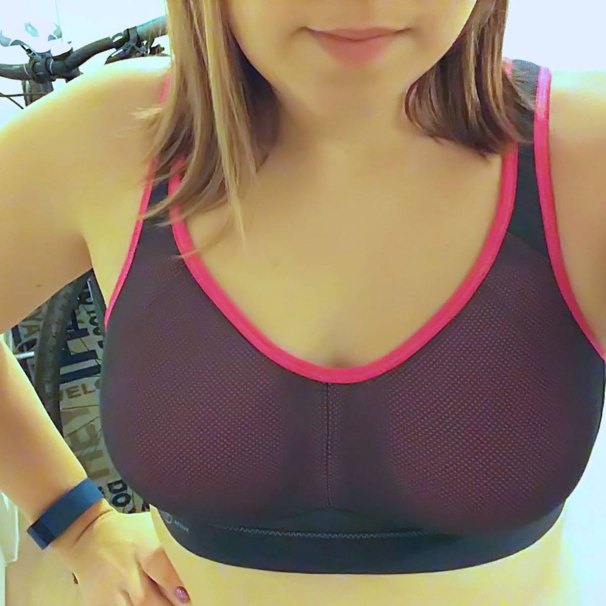 Bra selfie2