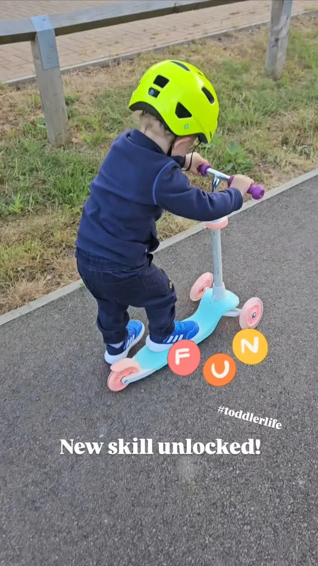 [SCOOTER] Honestly, toddlers are amazing! The speed at which they pick things up constantly amazes me.💙💙💙

Arthur just got on this scooter in the shop (@decathlonuk) and was off! After having it at home for less than a day, he is now seriously quite speedy... 😳 😅 
.
.
.
#mumstagram #mumlife #bedfordshiremums #bedfordmums #movingthroughmotherhood #motherhoodjourney #outdoortoddler #outdoorfamily #lovetheoutdoors #exploremore #toddleradventures